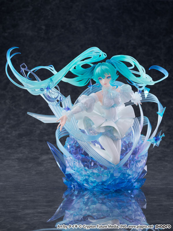 Hatsune Miku -Crystal Dress Ver.- 1/7 Scale