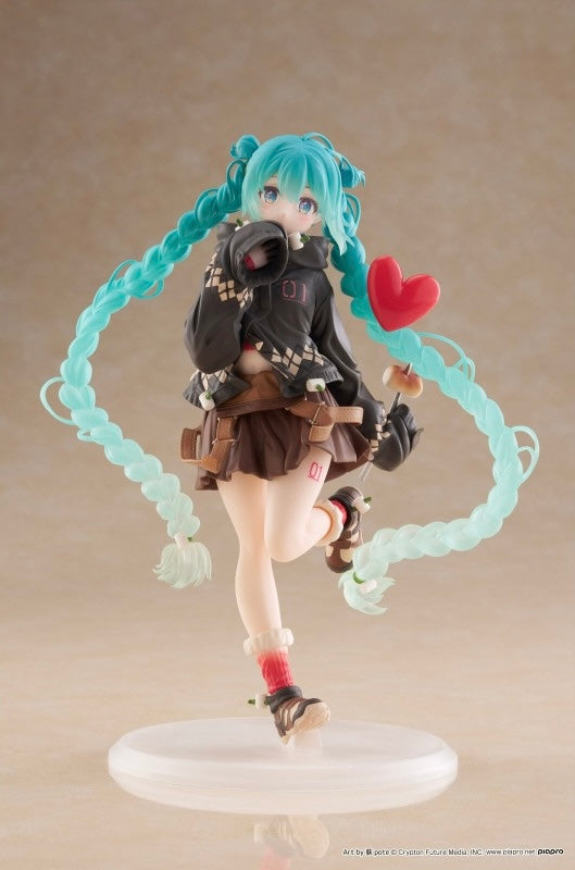 Hatsune Miku Fashion Series - Outdoor Version